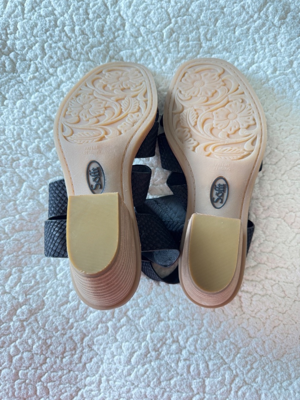 Sofft sandals, leather, black, size 7, never worn - Picture 3 of 4
